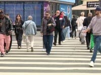 Ce măsuri ar putea lua Guvernul pentru a acoperi gaura de 40 miliarde de lei. Majorări, tăieri de sporuri, toate sunt pe masă