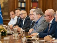 Propunerile sindicaliștilor la pachetul fiscal: Subvenții reduse pentru partide și indemnizații mai mici pentru parlamentari