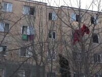 ANIMAȚIA exploziei din Alba Iulia. Un t&acirc;năr a suferit arsuri pe jumătate de corp, după ce apartamentul lui a sărit &icirc;n aer