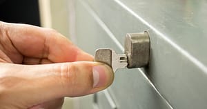 Activele rusești din Franța provoacă tensiuni în UE. Parisul refuză să explice unde sunt cele 18 miliarde de euro pe care le gestionează