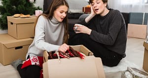 Ce putem face cu cadourile nedorite primite de Crăciun. Moduri de a scăpa de grija lor într-un mod elegant