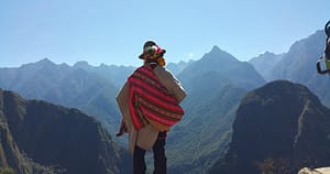 Cum se formează șamanii. Villoldo: „Adevărata cunoaștere, cea care contează în practică, s-a păstrat prin tradiția orală”