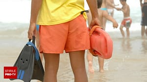 Tragedie la mare: Salvator de 35 de ani, înecat după ce a scos doi copii din valuri