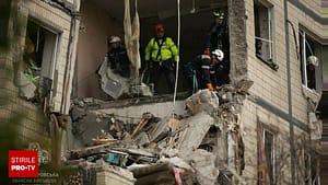 Ucraina luptă pentru restabilirea electricităţii şi căldurii după atacuri ruseşti masive