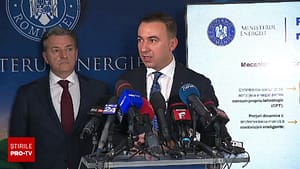 Trei companii vor să cumpere rafinăria Petrotel și benzinăriile Lukoil. Sunt și firme românești, spune Bogdan Ivan