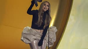 Gafa de Crăciun a lui Jennifer Lopez. Ce a făcut artista