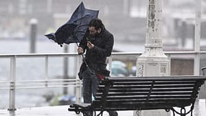 Furtuna Goretti: Ninsoarea a paralizat Franța, Germania și Marea Britanie. ”Ninge puţin şi totul pare să se oprească în loc”