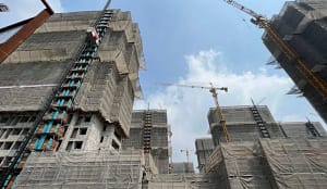 Construcțiile intră într-o nouă eră a scumpirilor: taxa de carbon schimbă calculele din 2026