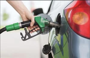Moscova elimină taxa de import la benzină pentru a combate lipsa de combustibil
