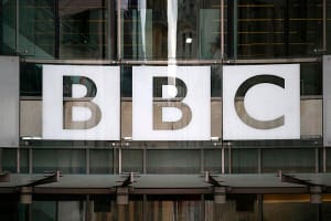 Jurnaliştii mai multor posturi guvernamentale de radio americane, trimişi în concediu pe o perioadă nedeterminată