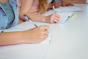Consecințele reducerii orelor de istorie în noile planuri-cadru. Facultatea de Istorie a UB pune punctul pe „i”