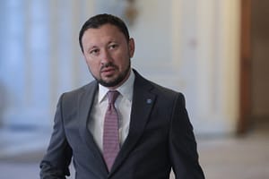 Ministrul Mediului solicită demisia mai multor directori din Romsilva: „Reorganizarea începe de sus în jos. Să plece acasă toți cei care au asistat pasiv”