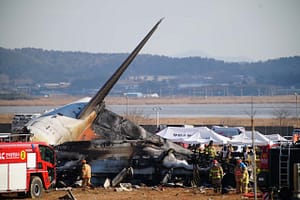 Ce au găsit anchetatorii sud-coreeni în motoarele avionului Jeju Air care s-a prăbușit anul trecut