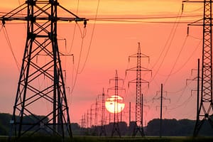 ANRE, decizie privind dubla taxare pentru energia electrică stocată și reintrodusă în rețea