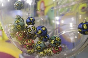 Tragerile la LOTO de joi, 7 august 2025. Report la Loto 6/49 la categoria I de peste 3,73 milioane de euro