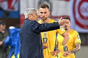 Naționala l-a pierdut pe Drăguș, dar Mircea Lucescu e îngrijorat și pentru starea altor doi jucători: „Parcă nu se mai termină ghinioanele!”