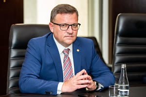 Marius Budăi îi dă peste degete lui Bolojan: Taxele nu creșteau dacă accepta măsurile PSD