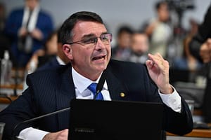 Jair Bolsonaro își susține fiul în viitoarele alegeri prezidențiale din Brazilia. Mesaj transmis din închisoare