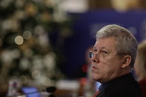 AUR depune moțiuni simple împotriva lui Cătălin Predoiu și Radu Marinescu în urma documentarului Recorder