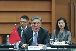 China sugerează că s-a înțeles cu Japonia și Coreea de Sud să răspundă împreună taxelor vamale decise de Trump. Reacție imediată de la Tokyo