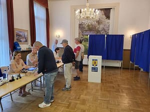 Alegeri prezidențiale 2025: Peste 100.000 de români au votat în diaspora, până la ora 21.00. Creștere de 163% față de noiembrie