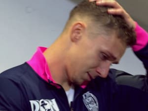 Louis Munteanu a izbucnit în plâns și a plecat în mijlocul interviului, după 1-2 cu Dinamo! Nu l-a iertat pe Varga