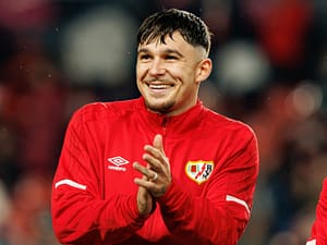 Antrenorul lui Rayo îi schimbă postul lui Andrei Rațiu