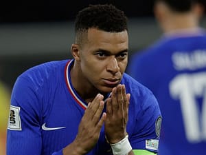 Ce lovitură: Kylian Mbappe a cerut ca două staruri de la Real Madrid să fie vândute!