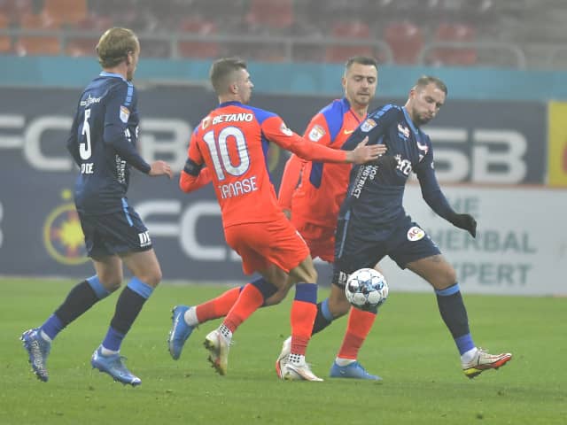 Primul transfer al verii pentru Metaloglobus! Fotbalistul cu 90 de meciuri în România a semnat