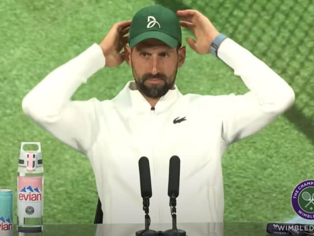 Învins clar de Sinner, Djokovic a intrat în sala de conferințe și a făcut marele anunț
