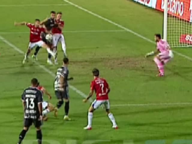 Zero dubii! Verdict clar în direct, după ce Rapid a cerut penalty la 1-1 cu Oțelul
