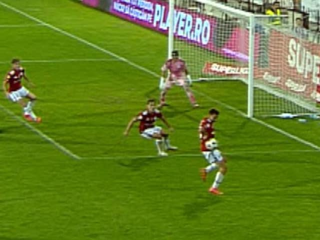 Controversă la Galați! Universitatea Craiova a cerut penalty în prelungiri: ”Nu se mai ducea mingea”