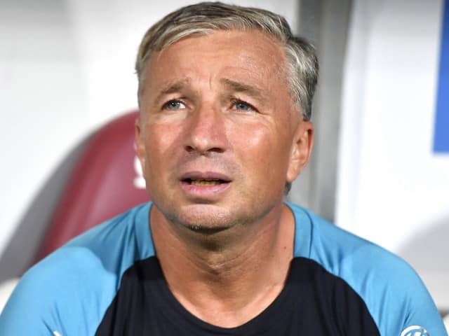 Decizia luată de echipa cu 31 de titluri, după ce i-a trimis oferta lui Dan Petrescu