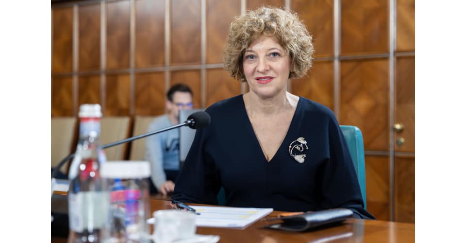 Oana Gheorghiu spune că societățile de stat nu fac sponsorizări / Care este realitatea