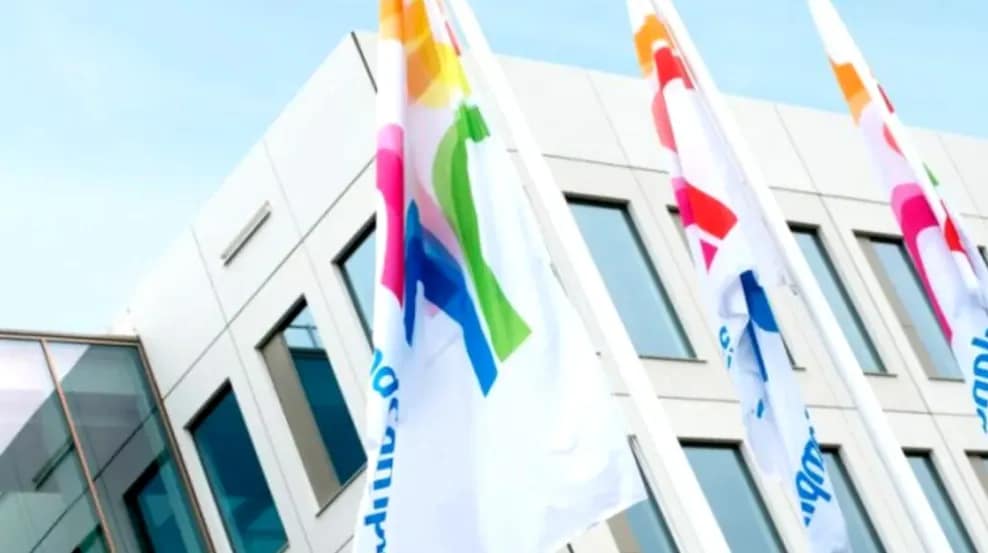 Gigantul care deține brandul Napolact pleacă din România și se reorientează: Cel mai bogat om din Ungaria va cumpăra compania românească