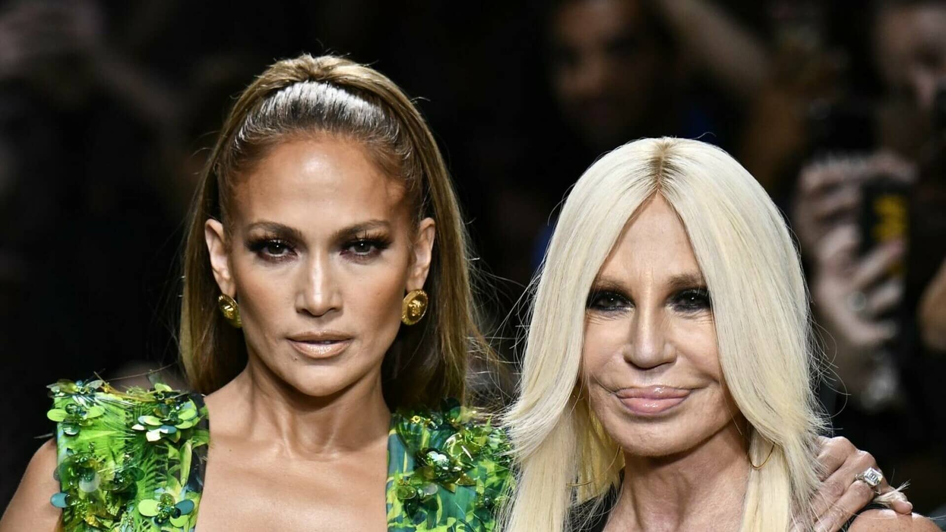 Jennifer Lopez si Donatella Versace
