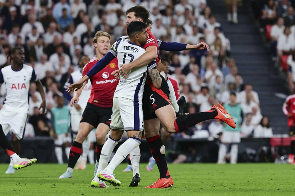 Tottenham, echipa lui Radu Drăgușin, a câștigat Europa League. A învins în finală cu 1-0 pe Manchester United. FOTO - Imaginea 7