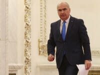 Ilie Bolojan anunță reduceri de personal. 10.000 de persoane au pensie şi salariu din sectorul public