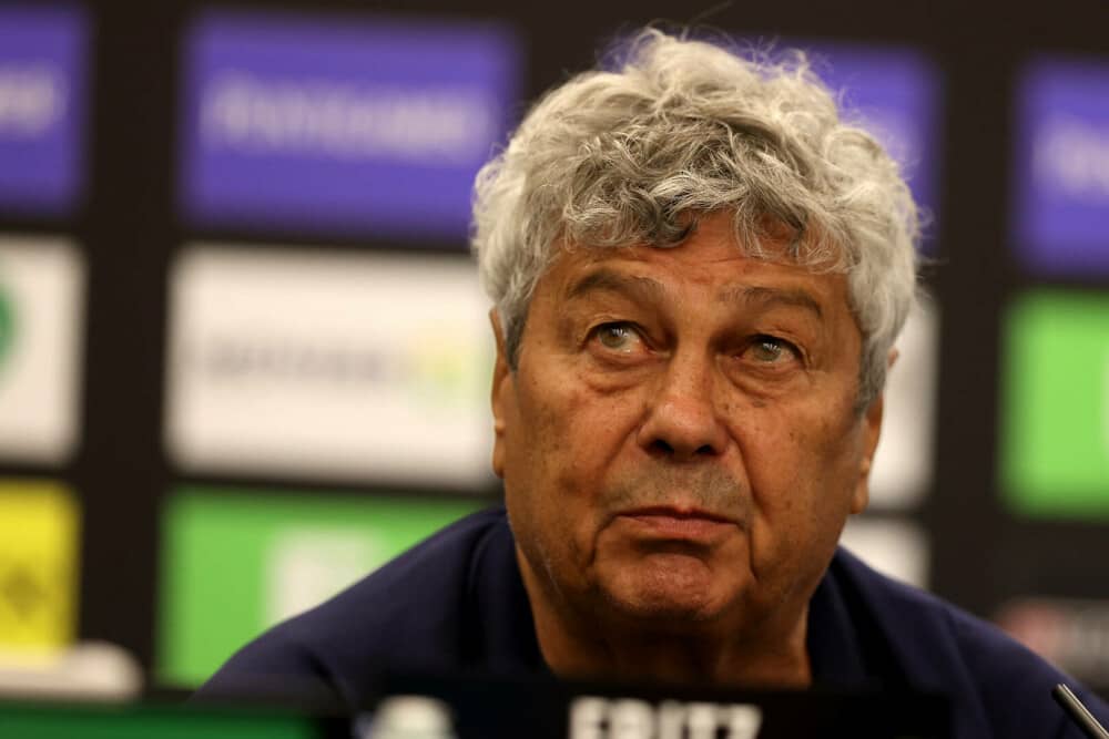 Mircea Lucescu împlineşte 80 de ani. Detalii neștiute despre viața antrenorului. GALERIE FOTO - Imaginea 13