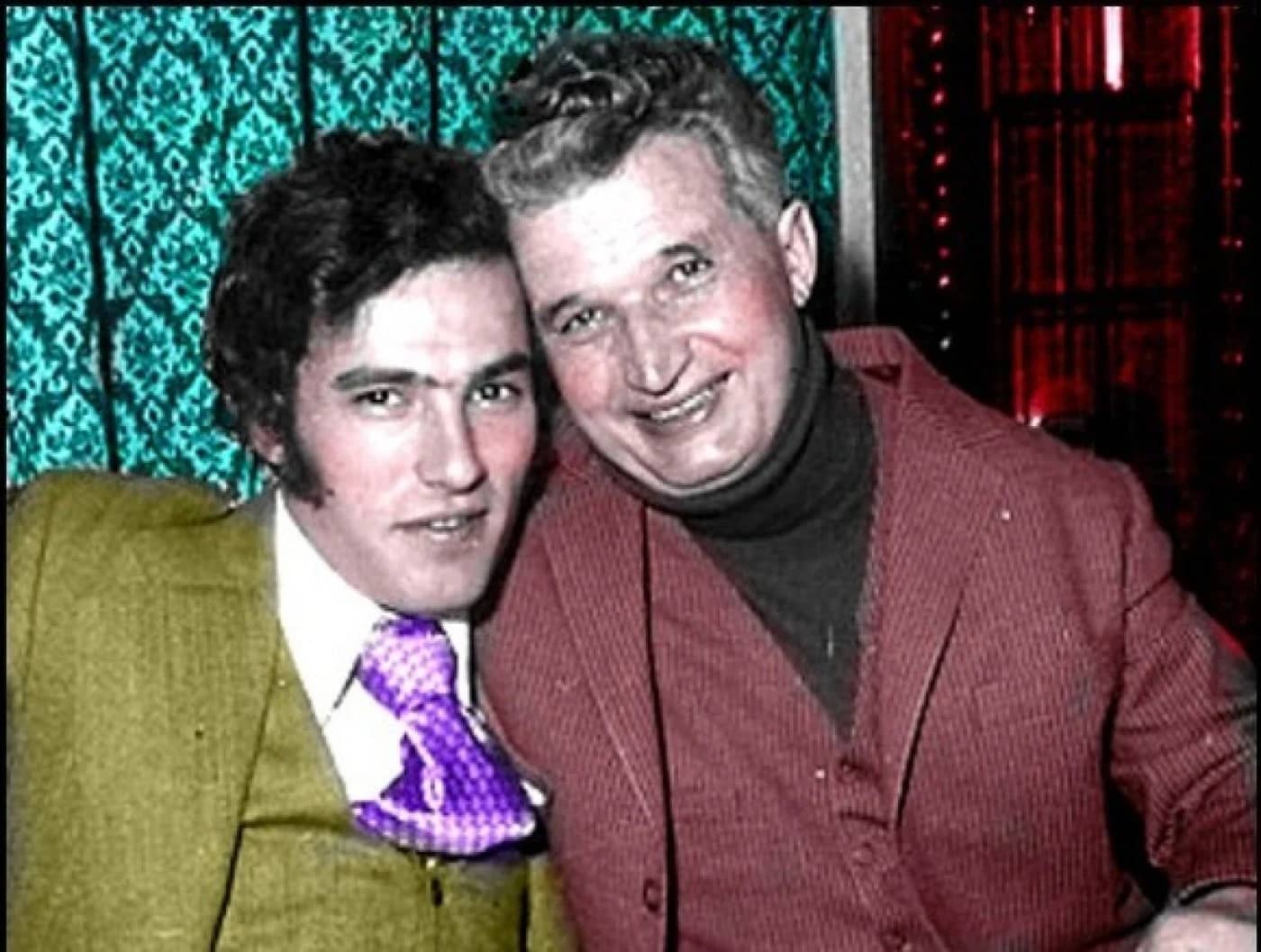 Nicu Ceaușescu, alături de tatăl său Nicolae Ceaușescu FOTO: Arhivă