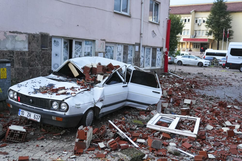 Cutremur puternic în Turcia, luni seară. Unde a lovit și ce magnitudine a avut. FOTO - Imaginea 16