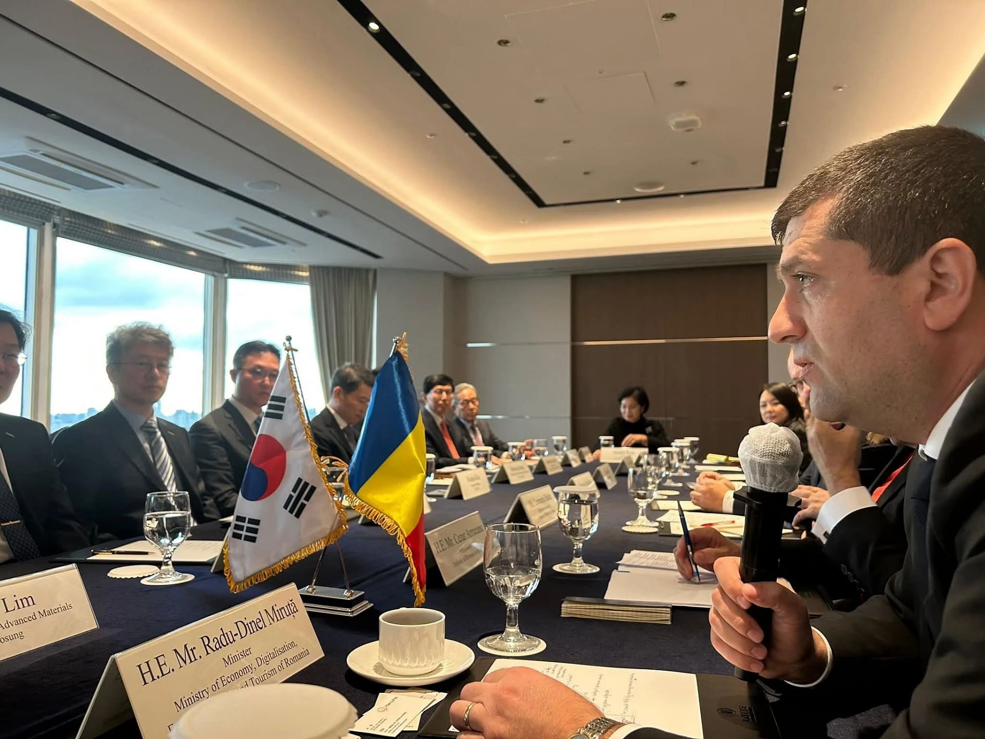 Radu Miruță în Coreea de Sud. Sursa Facebook