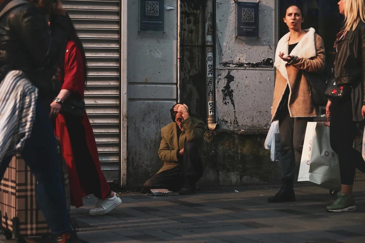 cersetor, femei, shopping