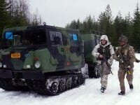 NATO testează aproape de Rusia tehnologii care vor întări și apărarea României. Cum arată drona kamikaze a Alianței